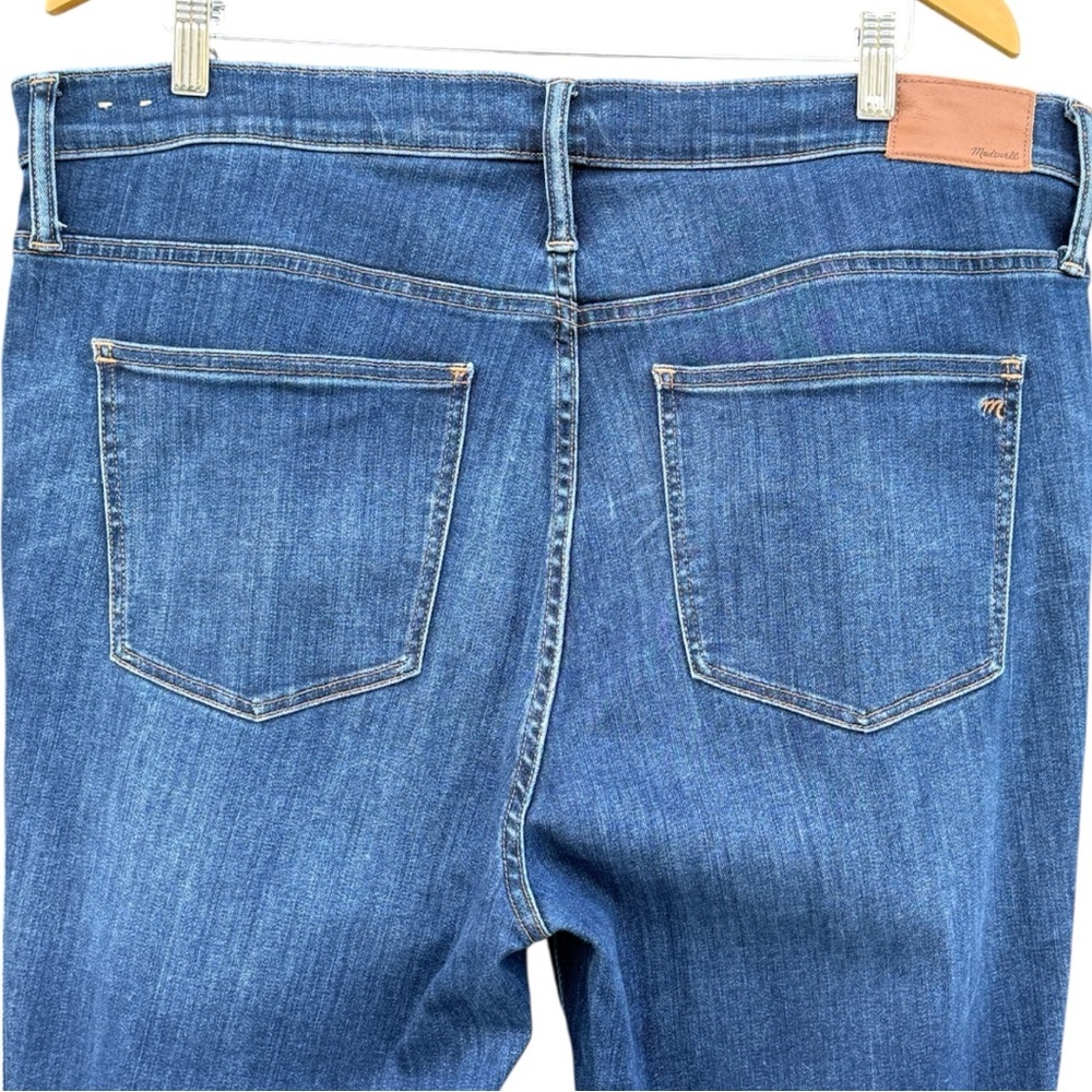 Madewell | Skinny High Rise | 34” - Picture 6 of 11